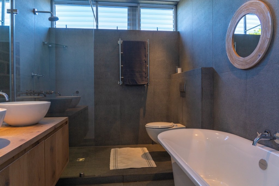To Let 4 Bedroom Property for Rent in Newlands Western Cape